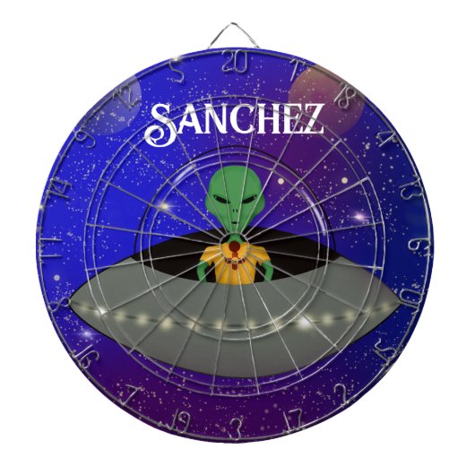 Alien in einem Raumschiff mit einem neuen T - Shir Dartscheibe (vorne)