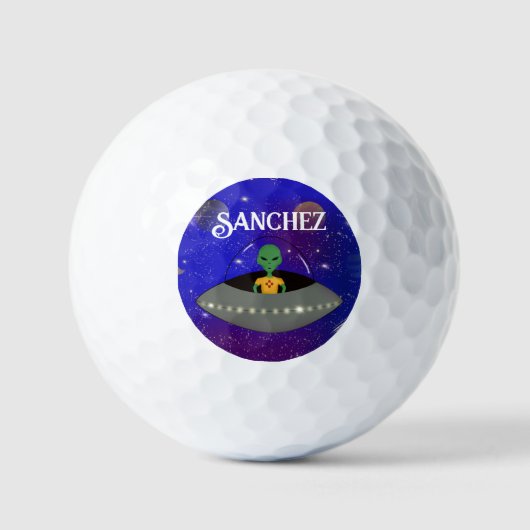 Alien in einem Raumschiff mit einem neuen T - Shir Golfball (Vorderseite)