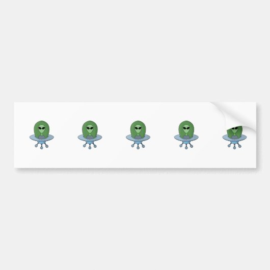 Alien in seinem kleinen Raumschiff Autoaufkleber (Vorne)