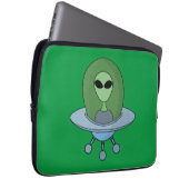 Alien in seinem kleinen Raumschiff Laptopschutzhülle (Vorne Rechts)