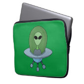 Alien in seinem kleinen Raumschiff Laptopschutzhülle (Vorderseite Links)