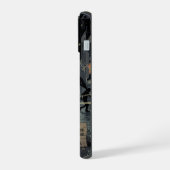 Alien in the Rain iPhone 15 Hülle (Linke Seite)