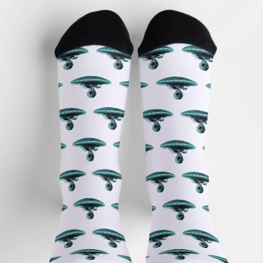 Alien in UFO Socken (Oben)