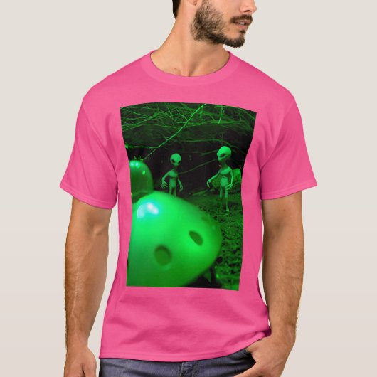 Alien Invasion T-Shirt (Vorderseite)