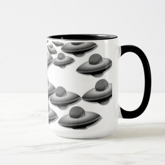 Alien-Invasion Tasse (Rechts)