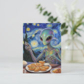 Alien isst Pierogi Postkarte (Stehend Vorderseite)