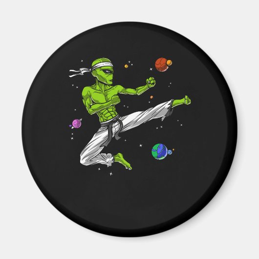 Alien Karate Martial Arts Magnet (Vorne)
