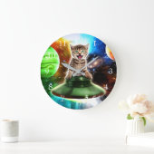 Alien-Katze in der Untertasse Große Wanduhr (Zuhause)