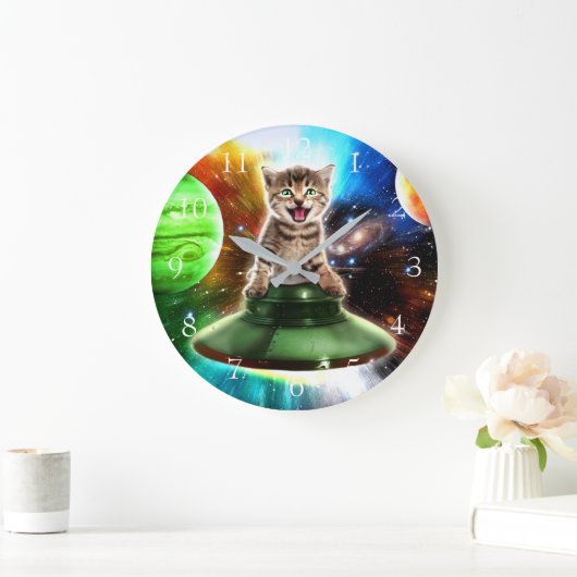Alien-Katze in der Untertasse Große Wanduhr (Zuhause)