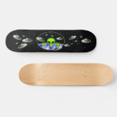 Alien Kilroy Skateboard (Horizontal)
