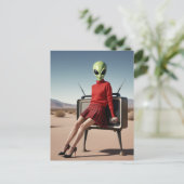 Alien Lady und der Fernseher in der Wüste Postkarte (Stehend Vorderseite)