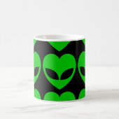 Alien-Liebesherz Kaffeetasse (Mittel)