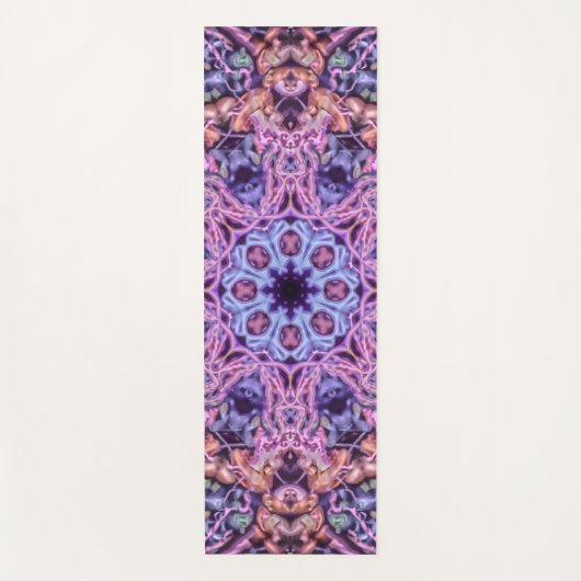 Alien Lila Psychedelic Kaleidoscopic Mandala Yogamatte (Vorderseite)