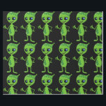 ALIEN LITTLE GREEN MAN CHRISTMAS Wrapping Paper Geschenkpapier<br><div class="desc">ALIEN LITTLE GREEN MAN WRAPPER PAPIER</div>