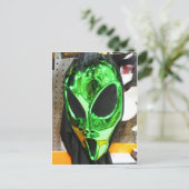Alien Mask Postkarte (Stehend Vorderseite)