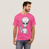 Alien mit friedenssicherndem Shirt (Vorne ganz)
