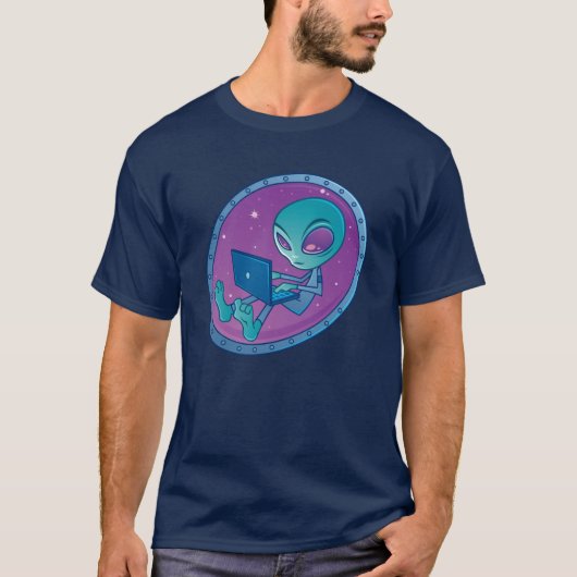 Alien mit Notebook-Computer T-Shirt (Vorderseite)