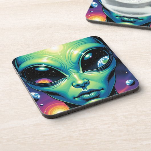Alien mit Planeten-Reflektionen in den Augen Getränkeuntersetzer (Linke Seite)