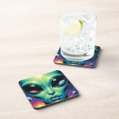 Alien mit Planeten-Reflektionen in den Augen Getränkeuntersetzer (Rechte Seite)