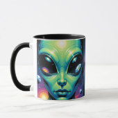 Alien mit Planeten-Reflektionen in den Augen Tasse (Links)