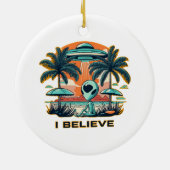 Alien mit UFO I BELIEVE Keramik Ornament (Hinten)