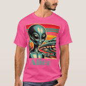 Alien mit Ufo Retro-Style T-Shirt (Vorderseite)