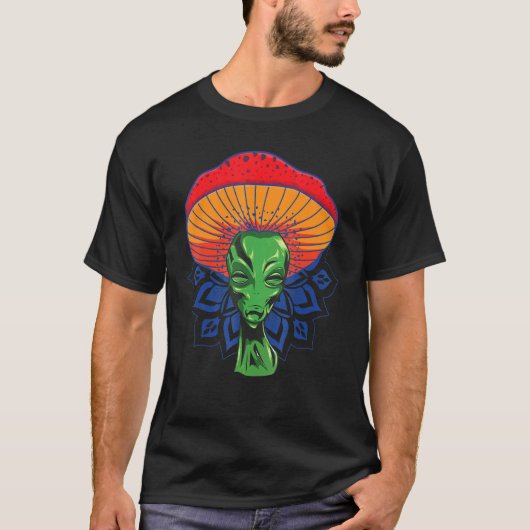 Alien Mushroom Head for Hat with Mandala T-Shirt (Vorderseite)