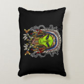 Alien Native American Chief Dekokissen (Vorderseite(Vertikal))