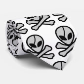 Alien Pirate Krawatte (Gerollt)