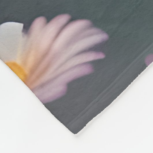 Alien Pixie 02 Fleece Blanket (Ecke)