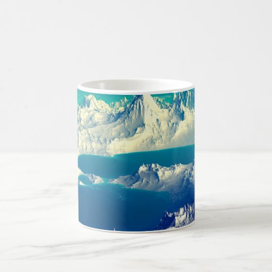 Alien Planet - 3D-Computerarbeit. Steine und s Kaffeetasse (Mittel)