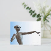 Alien Pointing Postkarte (Stehend Vorderseite)