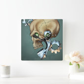 Alien Robot Skull aus der Zukunft in Chrome + Bone Quadratische Wanduhr (Zuhause)