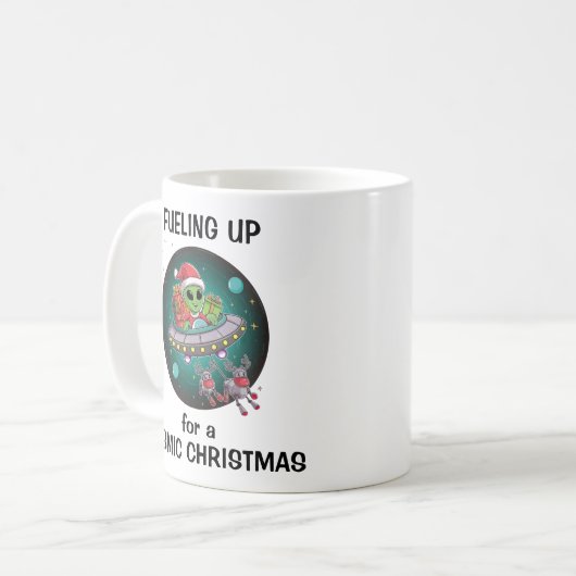 Alien Santa in UFO Kaffeetasse (Vorderseite Links)
