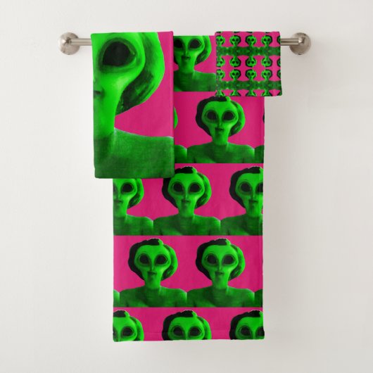 Alien Self Portrait Badhandtuch Set (Insitu)