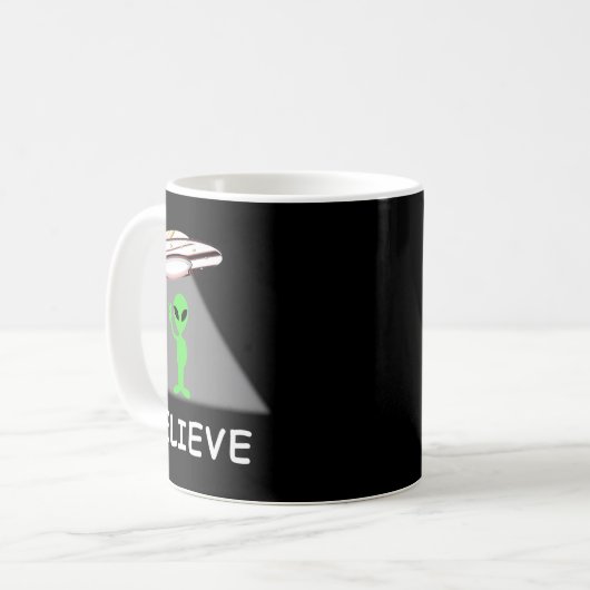 Alien Shirt - I Believe New Cool Ufo Kaffeetasse (Vorderseite Links)