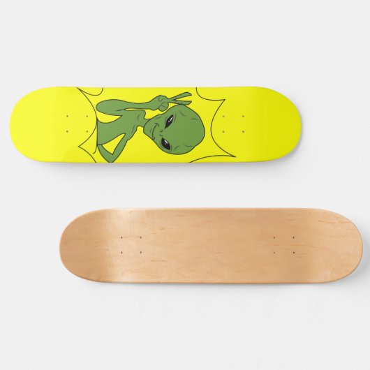 Alien Skateboard (Horizontal)