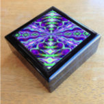 Alien Snake Skin Geschenkbox<br><div class="desc">Ein trendiger, lila und grüner Kaleidoskop. Ich nahm dieses Beispiel-Foto, nachdem ich diese künstlerische Schmuckbox bestellt hatte. Moderne Kunst im digitalen Stil.</div>
