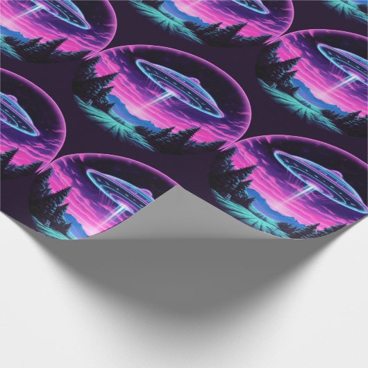 Alien Spaceship Retro Futuristic Geschenkpapier (Ecke)