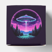 Alien Spaceship Retro Futuristic Geschenkschachtel (Oben)