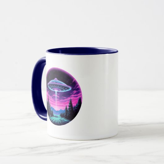 Alien Spaceship Retro Futuristic Tasse (Vorderseite Links)