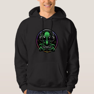 Alien spielt Videospiele   Stellar Button Smasher Hoodie