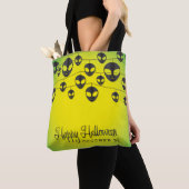 Alien Tasche (Von Nahem)