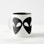 Alien Tasse Shot (Vorderseite Links)