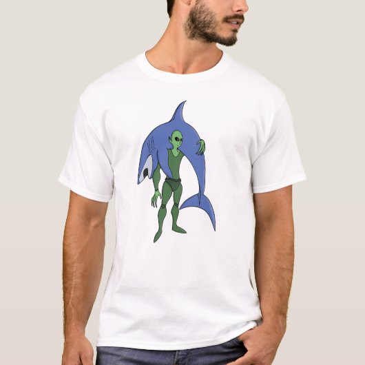 Alien Taucher mit Hai Lustiger Sci-Fi T-Shirt (Vorderseite)