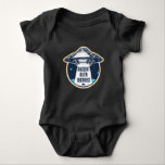 Alien Theoretische Science Fiction Fan Sci Fi Baby Strampler<br><div class="desc">Funny Alien,  sci fi,  Sternenschiff,  Weltraumliebhaber Geschenk für UFO Gläubige,  aufstrebende Astronaut,  Science Fiction,  Astronomie Fan und Verschwörungstheoretiker. Alien Theoretische Science Fiction Fan Sci Fi.</div>