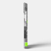 Alien TV iPhone Case (Rückseite / Links)