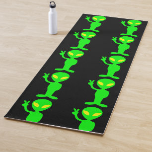 ALIEN UFO LITTLE GREEN MAN YOGA MATS YOGAMATTE
