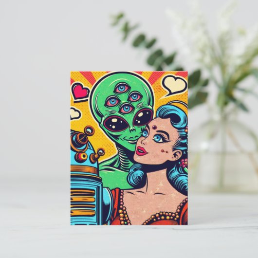 Alien und eine Frau in Liebe Postkarte (Stehend Vorderseite)