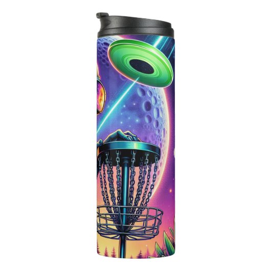 Alien und Flying Disk Golf Saucer Thermosbecher (Nach rechts gedreht)